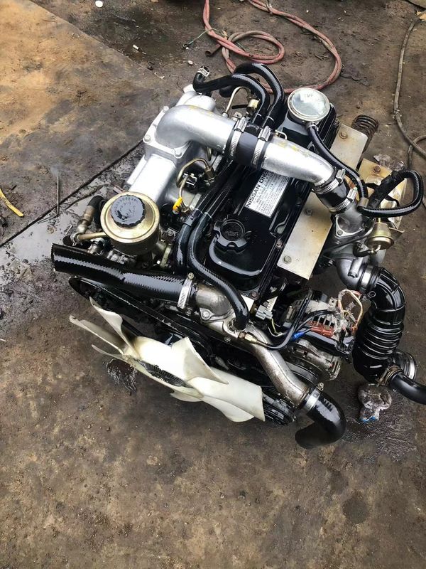 Motor diesel QD32 Nissan em bom estado para caminhão